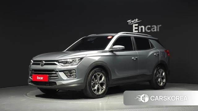 Ssangyong Beautiful Korando 2019 Серебристо-серый из Кореи