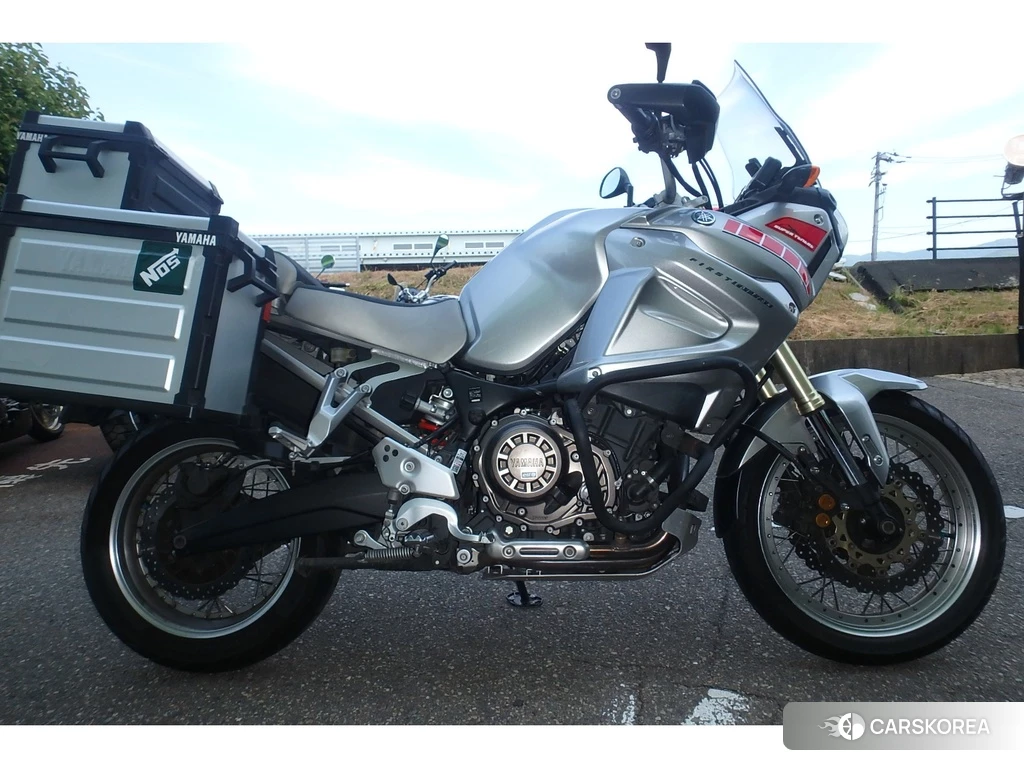 Проданный Yamaha XT1200Z SUPER TENERE 2011 из Японии