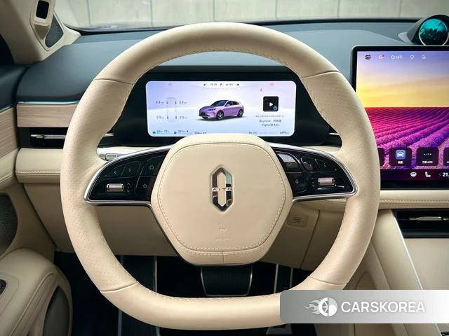 AITO Ask the world M5 2025 Фиолетовый из Китая