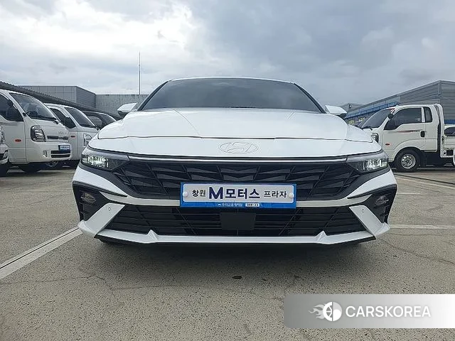 Hyundai The New Avante (CN7) 2023 Белый из Кореи