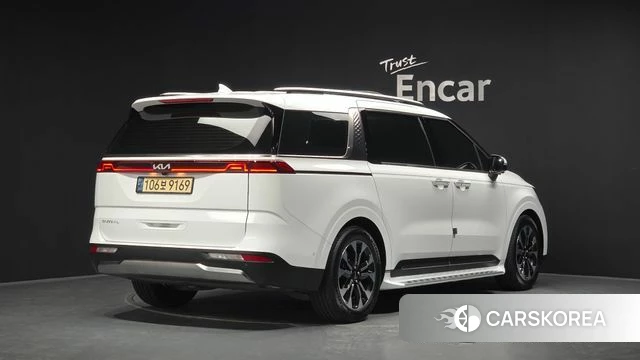 Kia Carnival 4th generation 2022 Белый из Кореи