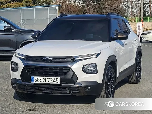 Chevrolet (GM Daewoo) Trailblazer 2020 Жемчужный двухцветный из Кореи