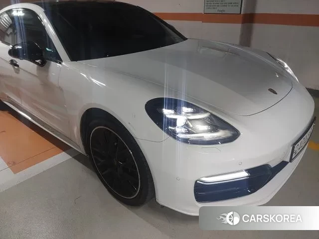 Porsche Panamera (971) 2020 Белый из Кореи