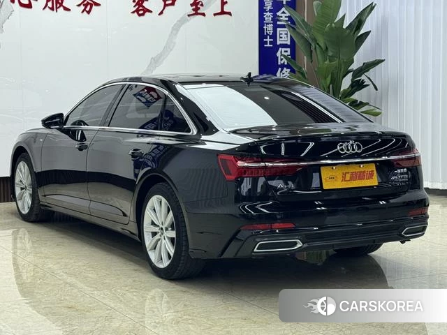 Audi A6L 2022 Черный из Китая