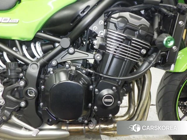 Engine photo