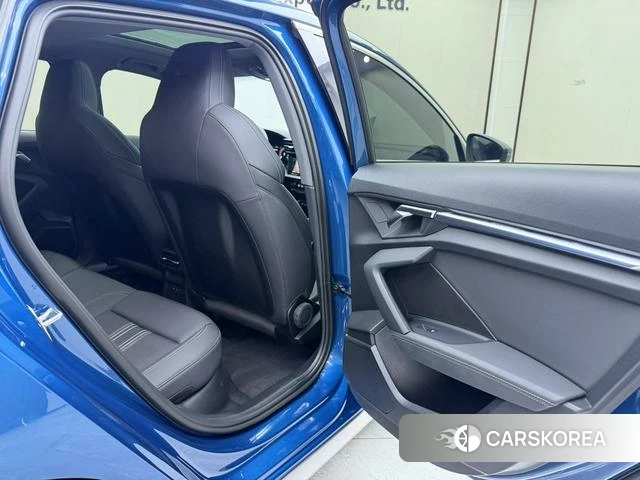 Audi A3 2023 Синий из Китая