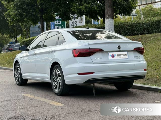 Volkswagen Sagitar 2022 Белый из Китая