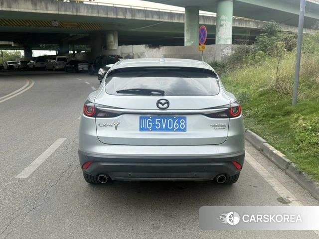 Mazda CX-4 2021 Серебристо-серый из Китая