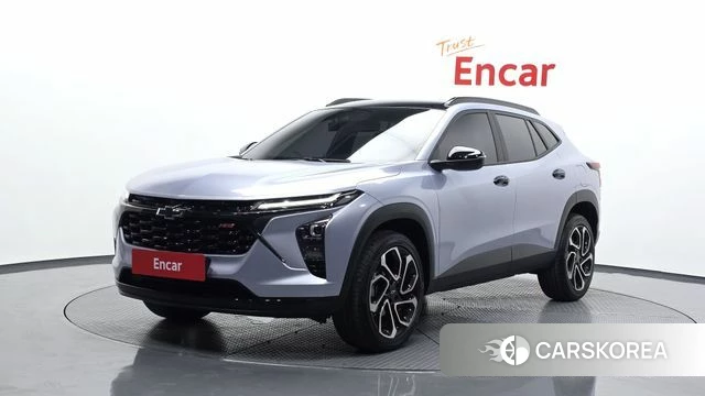 Chevrolet (GM Daewoo) Trax Crossover 2023 Светло-серебряный цвет из Кореи