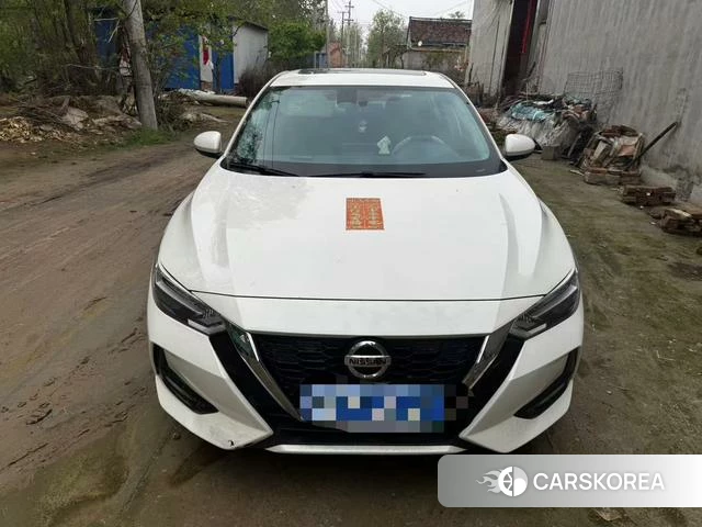 Nissan Xuan Yi 2022 Белый из Китая