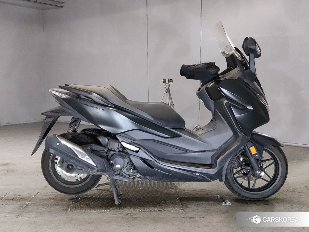 Проданный Honda FORZA 2018 из Японии