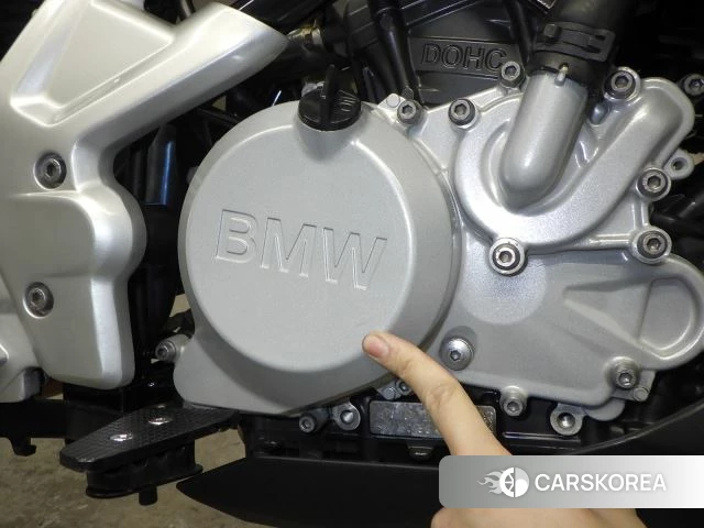 Engine photo