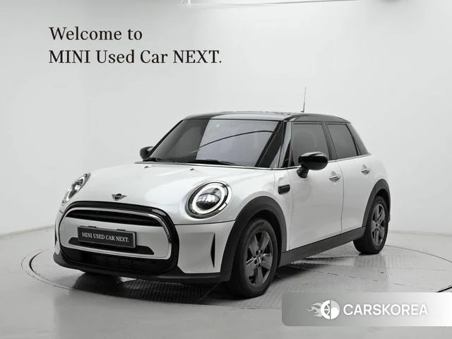 Mini Cooper 2023 Белый из Кореи