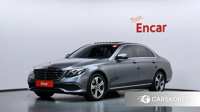 Mercedes-Benz E-Class W213 2018 Серый из Кореи