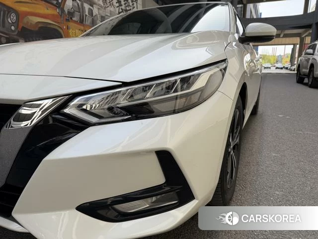 Nissan Xuan Yi 2021 Белый из Китая