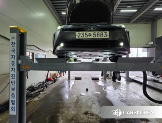 Toyota Prius 4th Generation 2020 Серый из Кореи