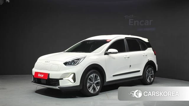 Kia Niro Plus 2023 Белый из Кореи