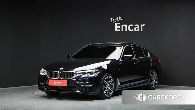 BMW 5 Series (G30) 2018 Черный из Кореи