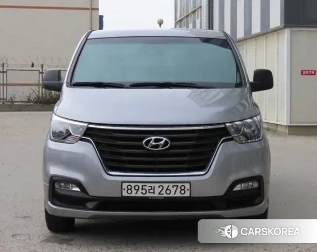 Hyundai The New Grand Starex 2018 Серебряный из Кореи