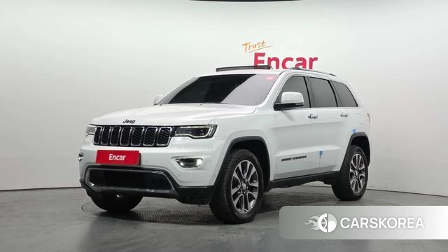 Jeep Grand Cherokee 2018 Белый из Кореи
