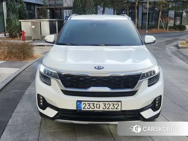 Kia Seltos 2021 Белый из Кореи