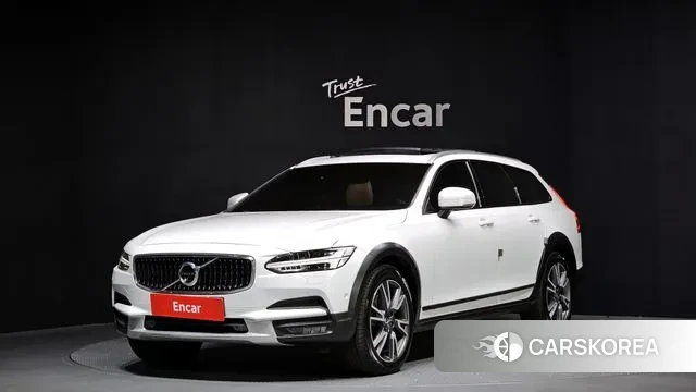 Volvo V90 Cross-Country 2018 Белый из Кореи
