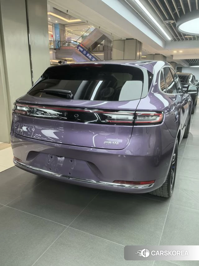 AITO Ask the world M5 2026 Фиолетовый из Китая