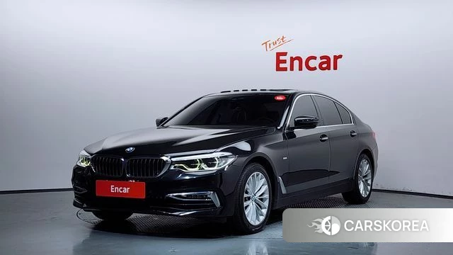 BMW 5 Series (G30) 2018 Черный из Кореи