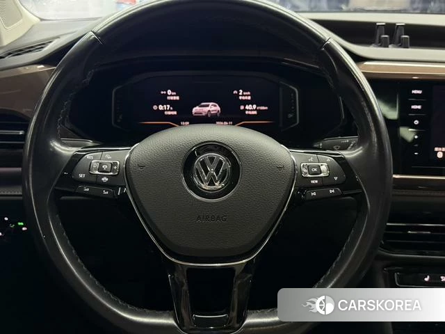 Volkswagen Tuyue 2019 Темно-серый из Китая