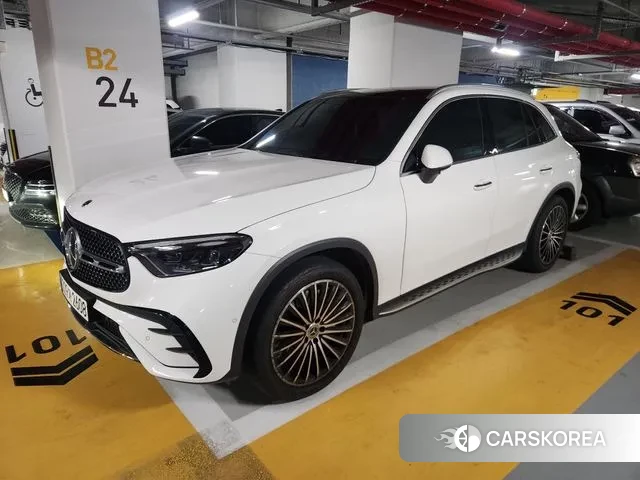Mercedes-Benz GLC-Class X254 2023 Белый из Кореи