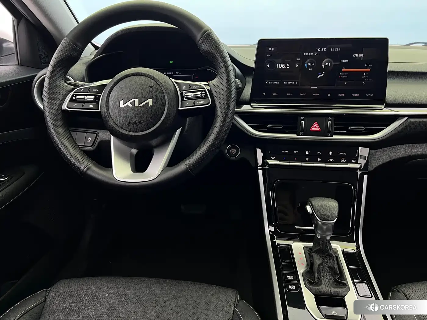 Kia K3 2022 Белый из Китая