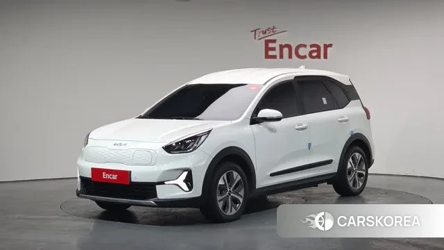 Kia Niro Plus 2022 Белый из Кореи