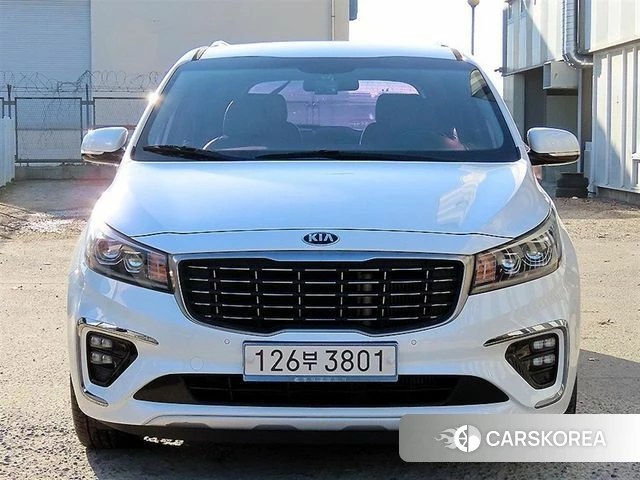 Kia The New Carnival 2018 Белый из Кореи