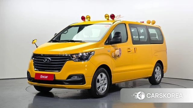 Hyundai The New Grand Starex 2018 Желтый из Кореи