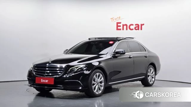 Mercedes-Benz E-Class W213 2019 Черный из Кореи