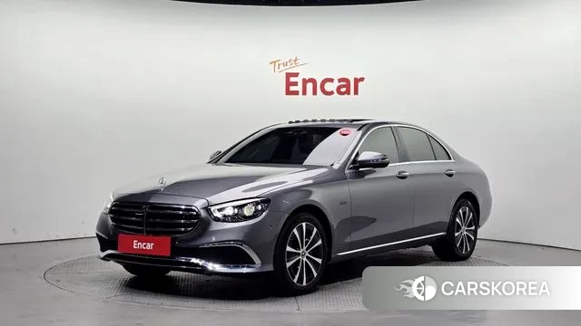 Mercedes-Benz E-Class W213 2021 Серый из Кореи