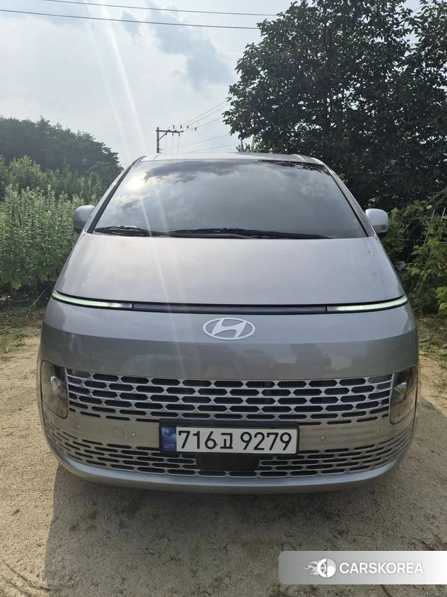 Hyundai Staria 2024 Серебряный из Кореи