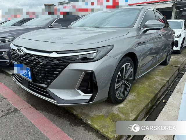 Chery Arrizo 8 2023 Серебристо-серый из Китая