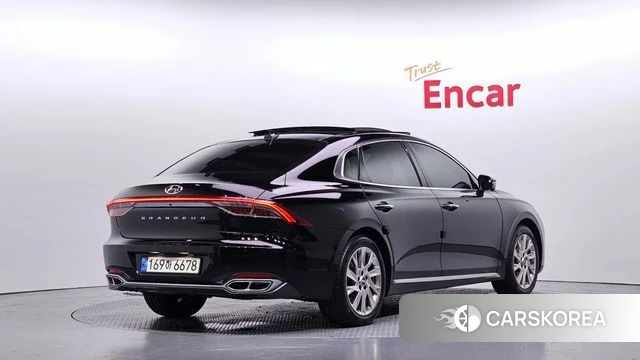 Hyundai The New Grandeur IG Hybrid 2022 Черный из Кореи