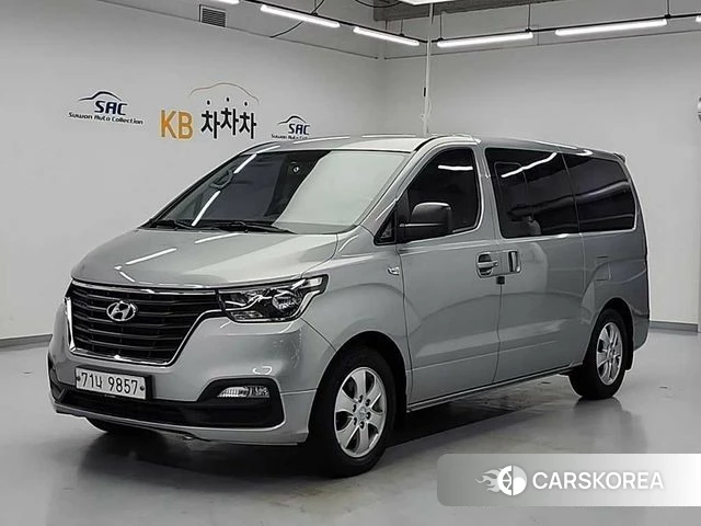 Hyundai The New Grand Starex 2018 Серебристо-серый из Кореи