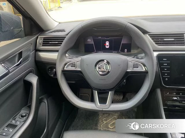 Skoda Speed pie 2024 Темно-серый из Китая
