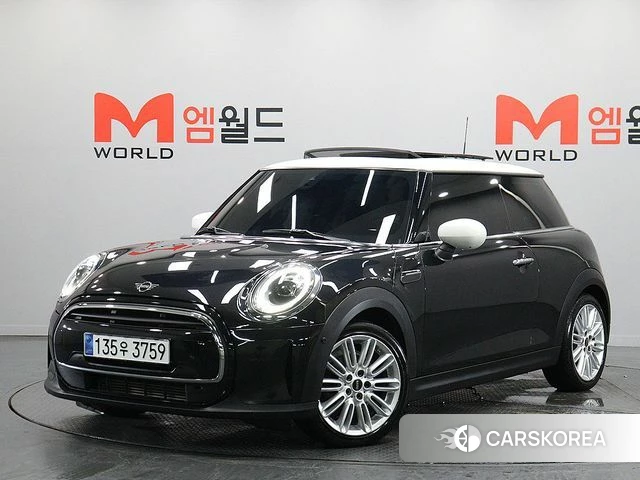 Mini Cooper 2022 Черный из Кореи