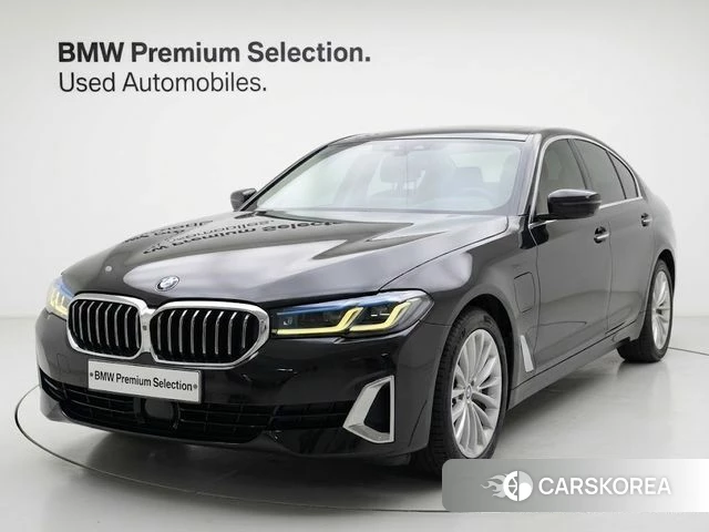 BMW 5 Series (G30) 2021 Черный из Кореи