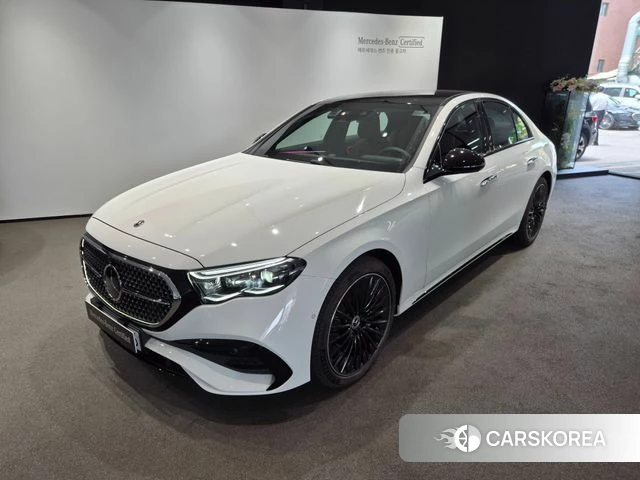 Mercedes-Benz E-Class W214 2026 Белый из Кореи