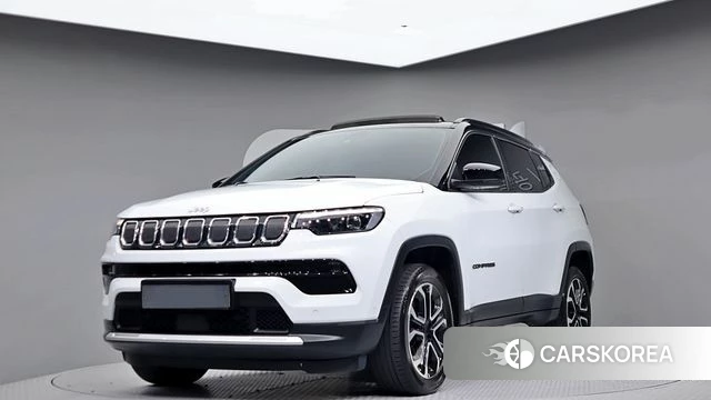 Jeep Compass 2nd Generation 2022 Белый из Кореи