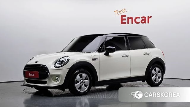 Mini Cooper 2019 Жемчужный цвет из Кореи