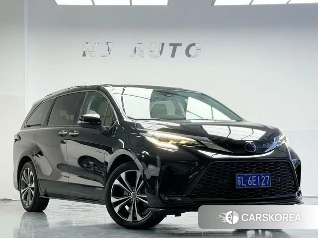 Toyota Grevia 2023 Черный из Китая