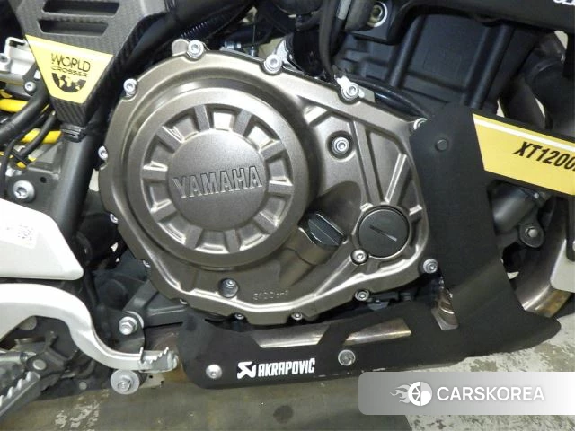 Engine photo