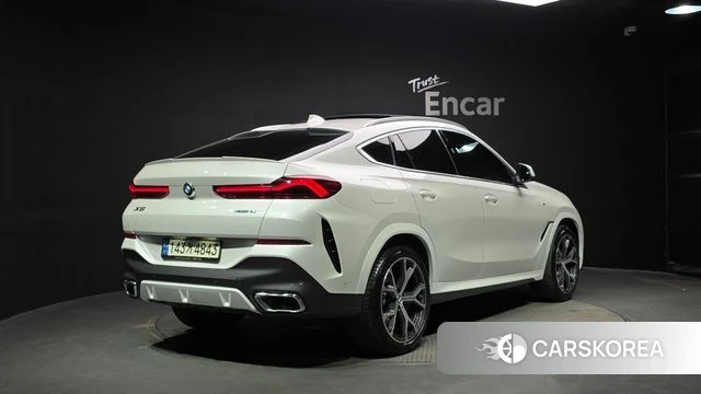 BMW X6 (G06) 2021 Белый из Кореи