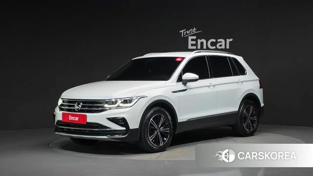 Volkswagen Tiguan second Generation 2022 Белый из Кореи